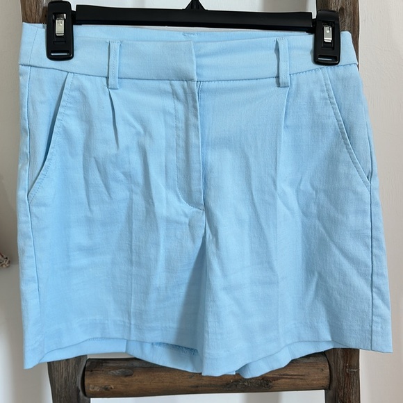 NWOT Light Blue Bermudas Stretchy Classy Short / Size Small - Picture 9 of 10
